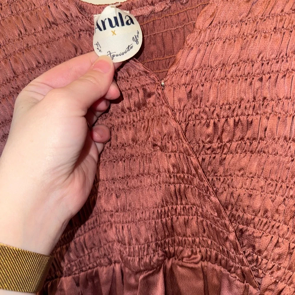 Arula V-Neck Tiered Long-Sleeve Dress in Brick - Picture 3 of 3